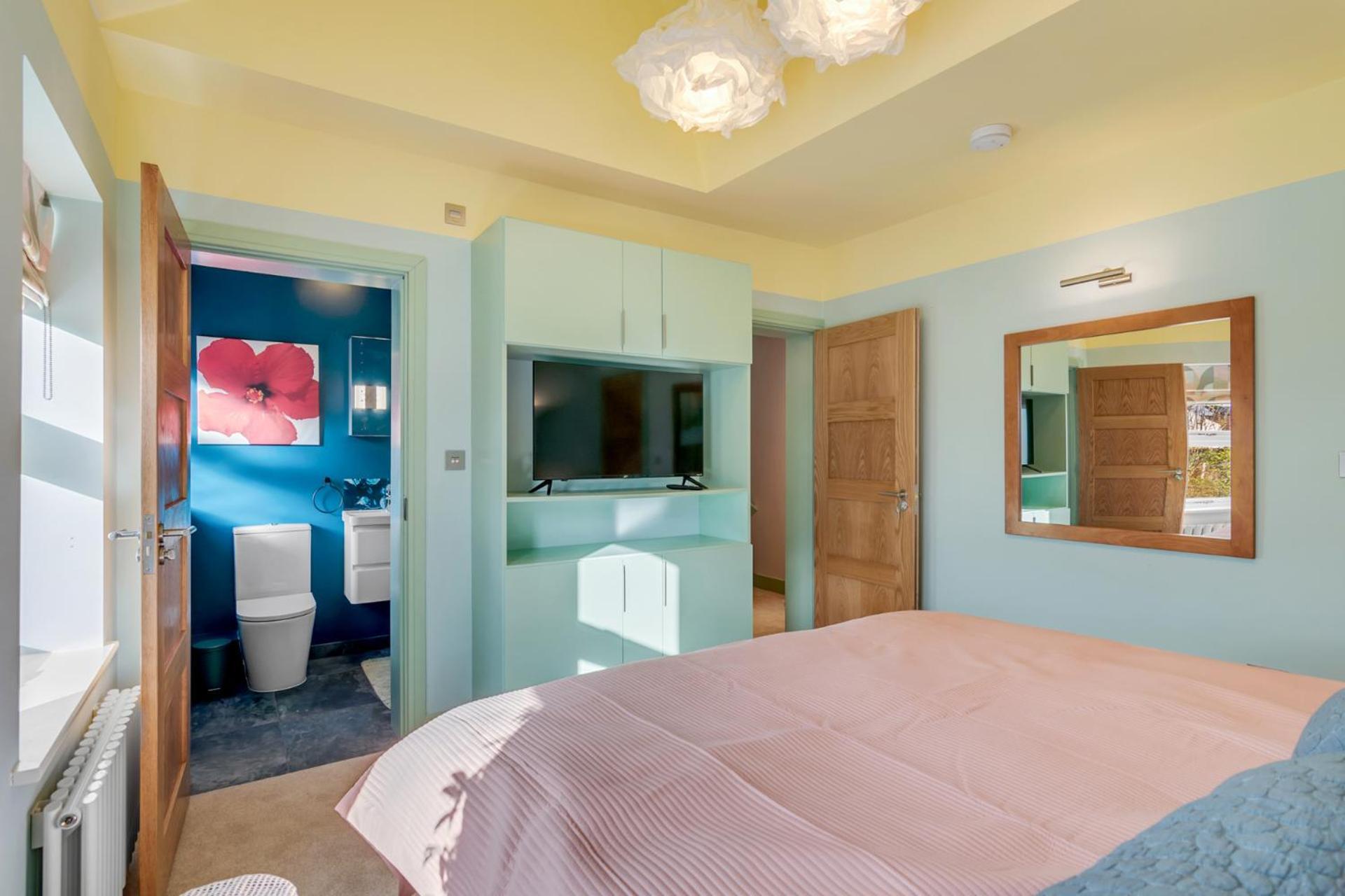 Eco Friendly Luxury Townhouse With Parking Norwich