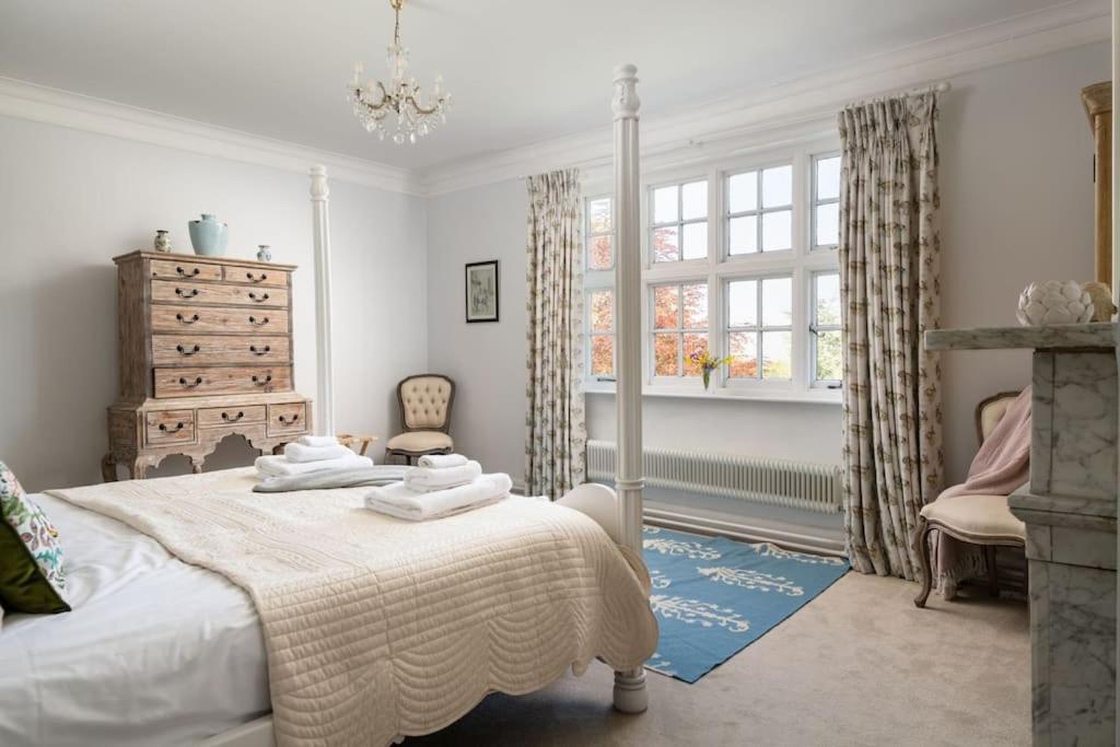 Gresham Hall - Norfolk Agency *