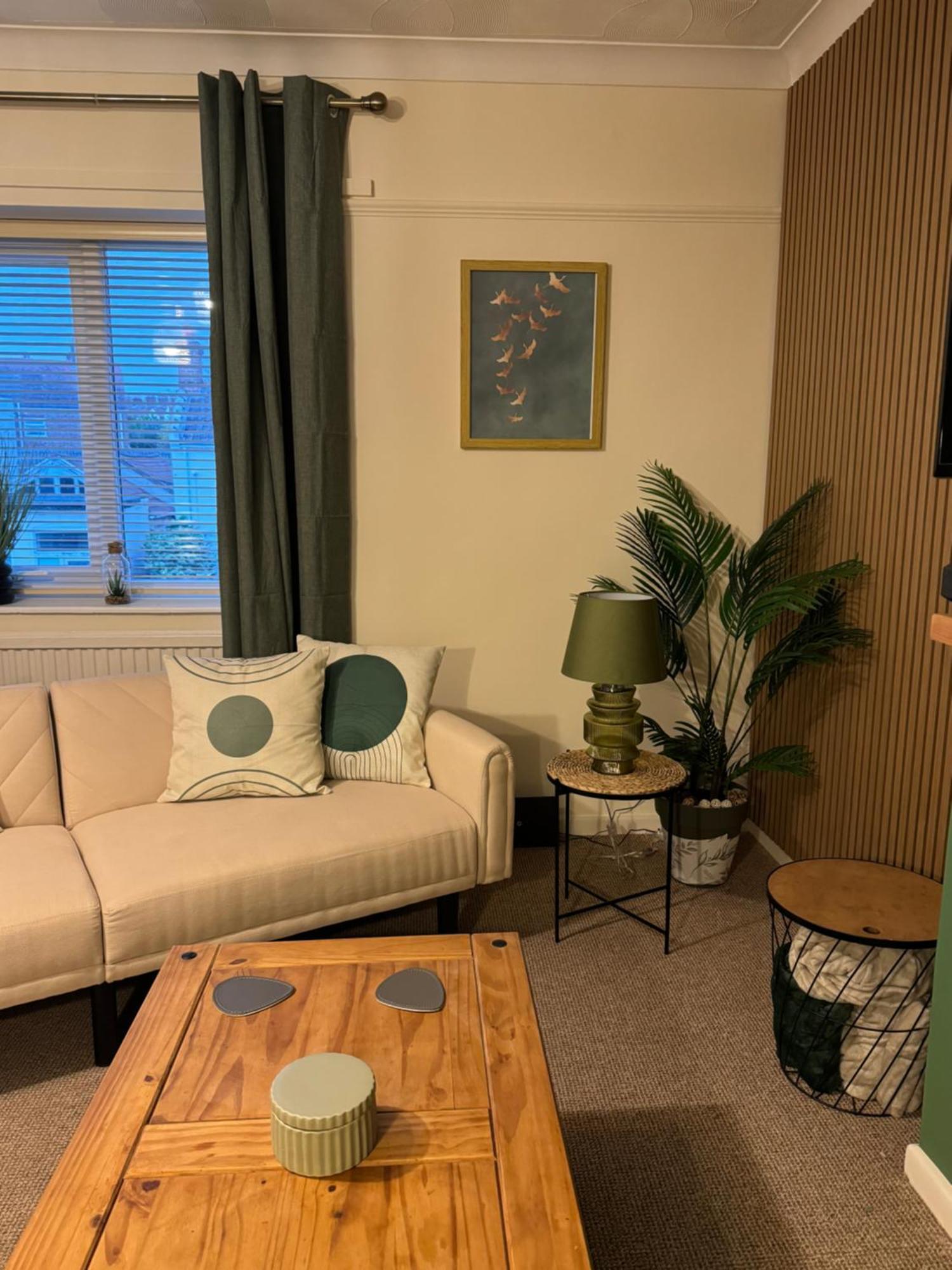 Cherry Blossom - 3 Bed, Parking, Garden Apartamento Norwich