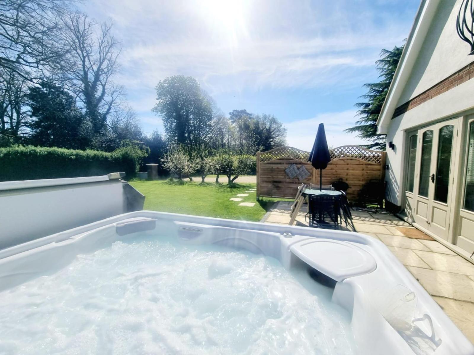 Relaxing Retreat Near Norfolk Broads Holiday home Norwich