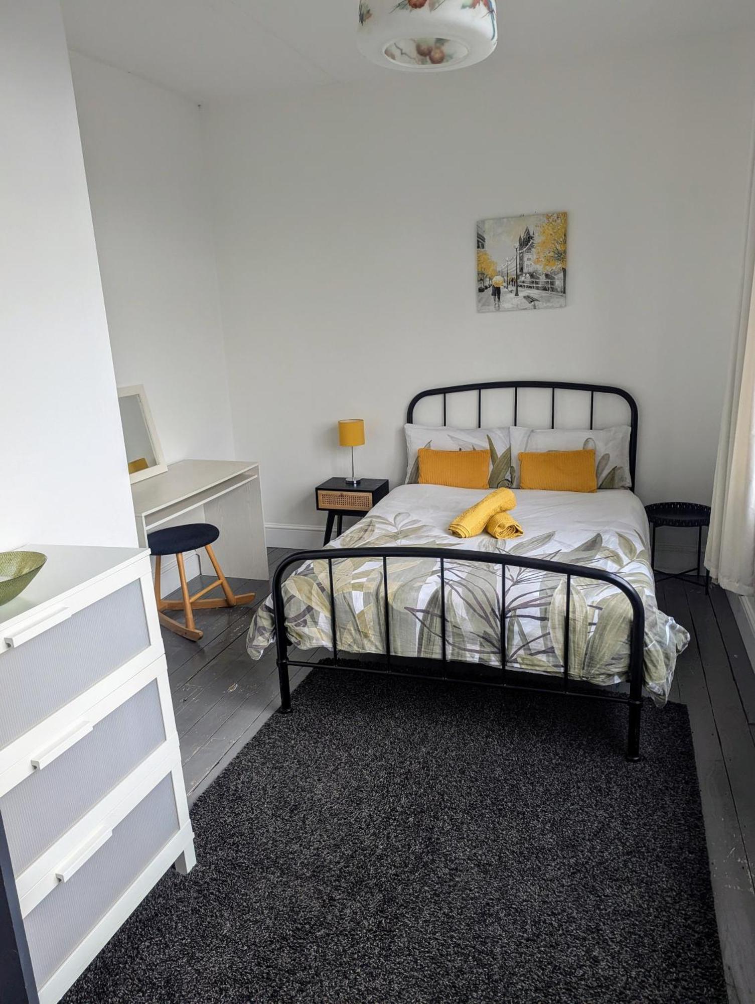 Holiday home Contractor And Family Friendly Grade Ii Townhouse- 3 Bedrooms- Free Parking Norwich