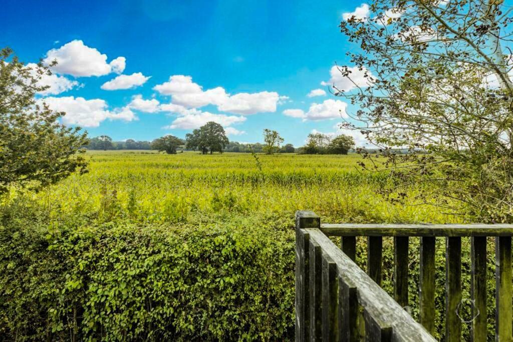 Countryside Retreat *