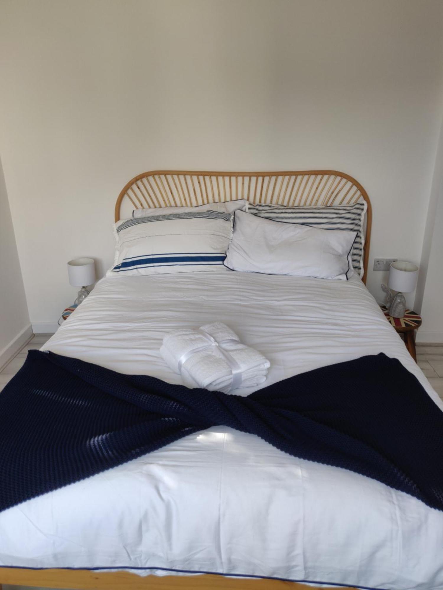 Holiday home 3 Bed Countryside With Use Of Private Pool *