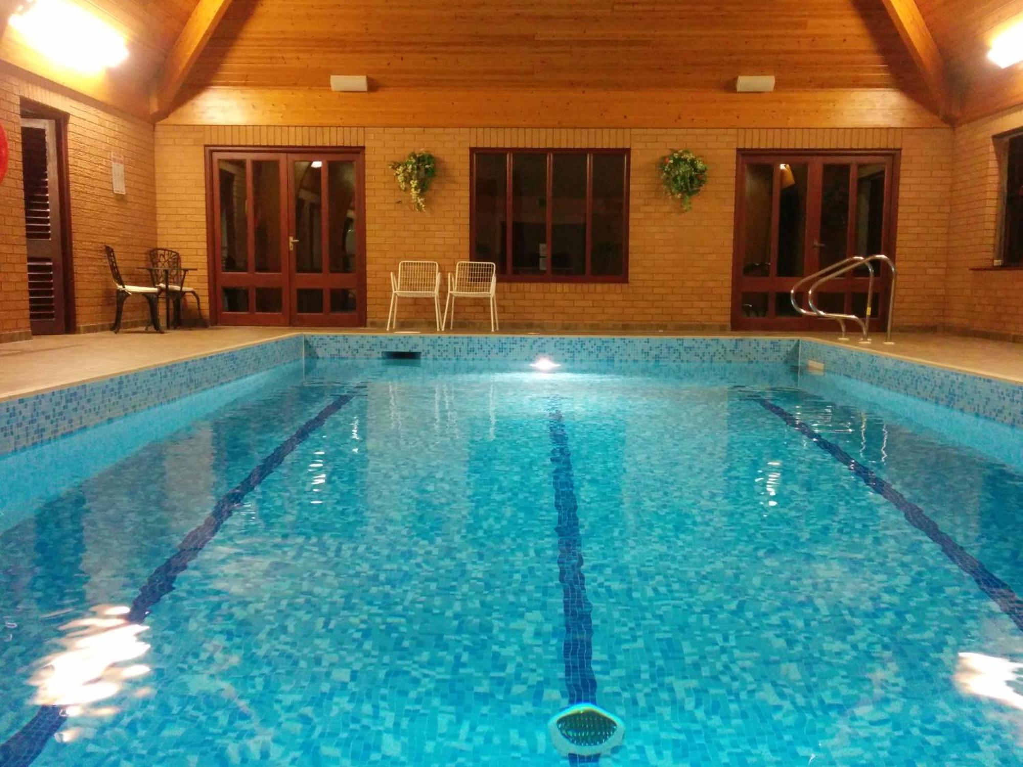 3 Bed Countryside With Use Of Private Pool