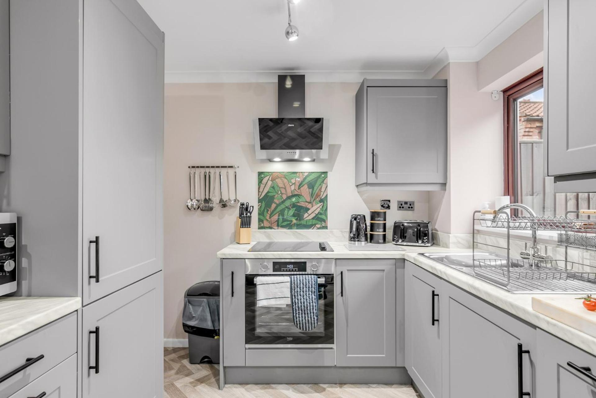 3 Bedroom Kett's Hill Full Kitchen Parking Wifi * Norwich
