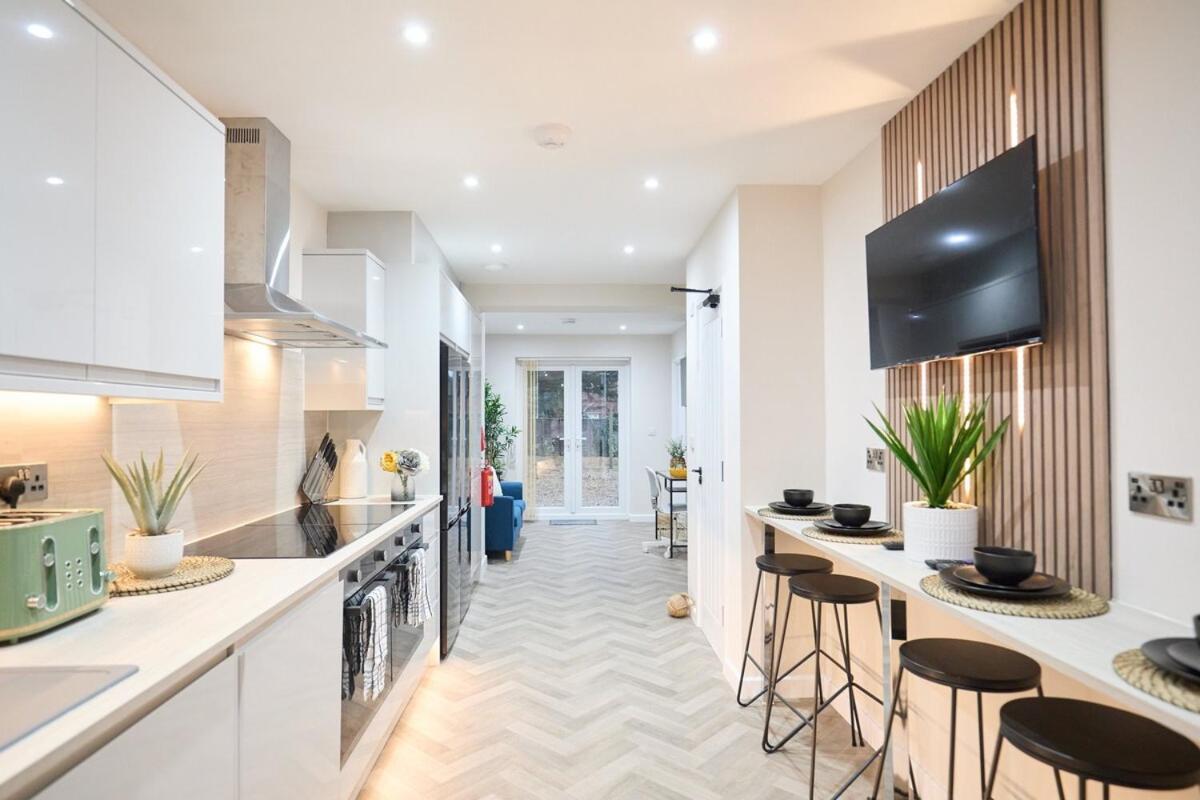 Rare 6 Bedroom, Ideal For Large Group Or Family Norwich