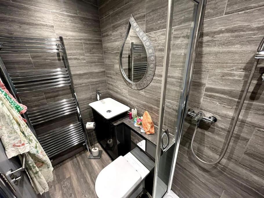 Boutique Annexe Close To & Airport Apartment Norwich