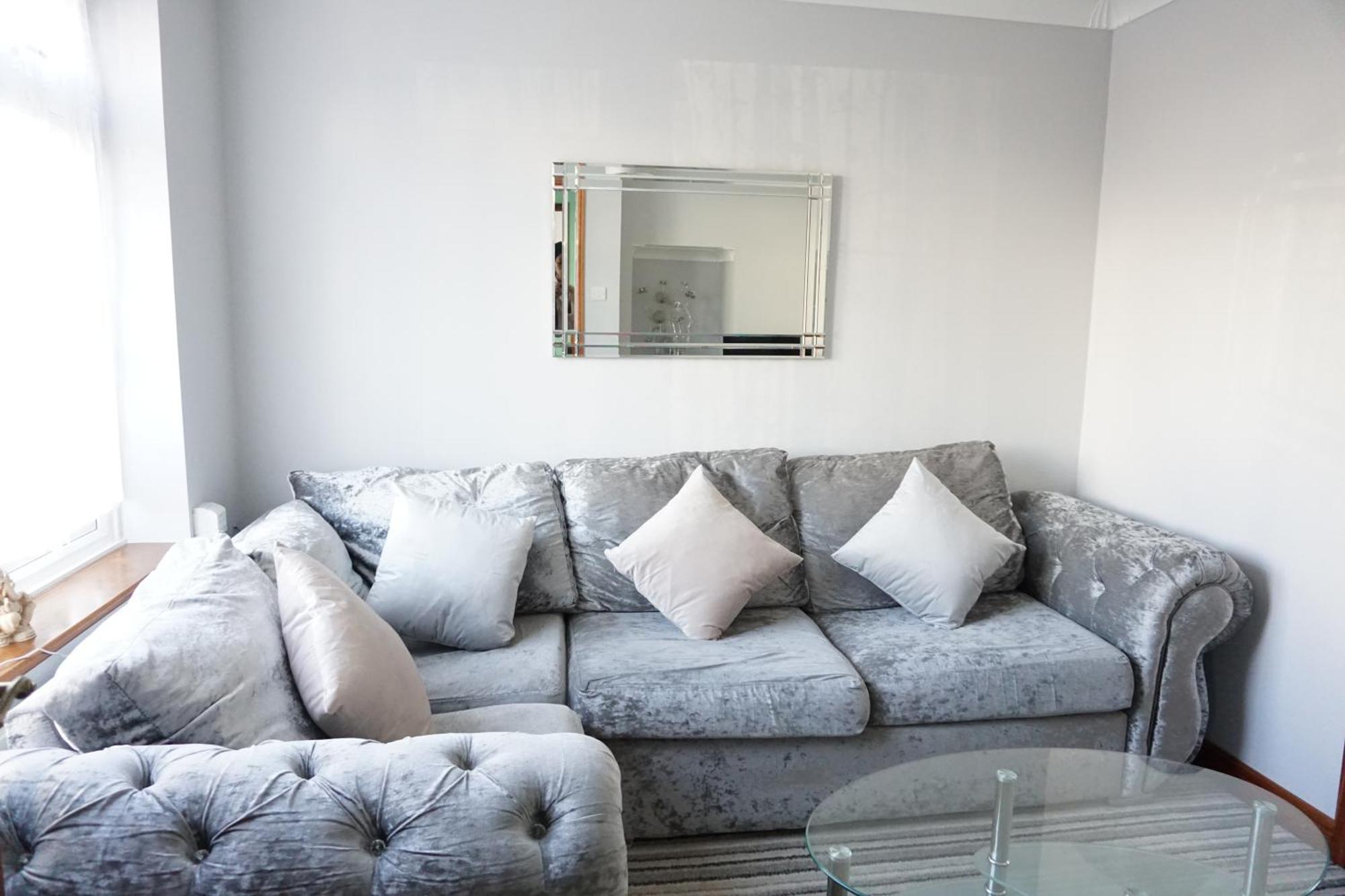 4 Bedroom Semi-detached House * Norwich