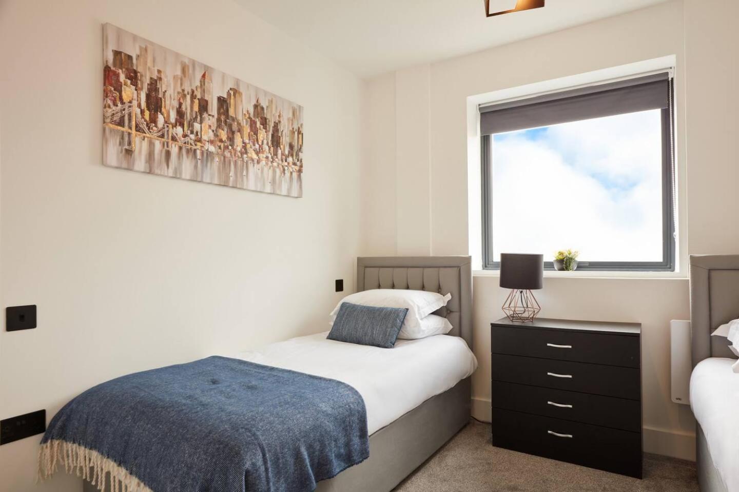 Holiday home Modern 2-br With Lift Access In *