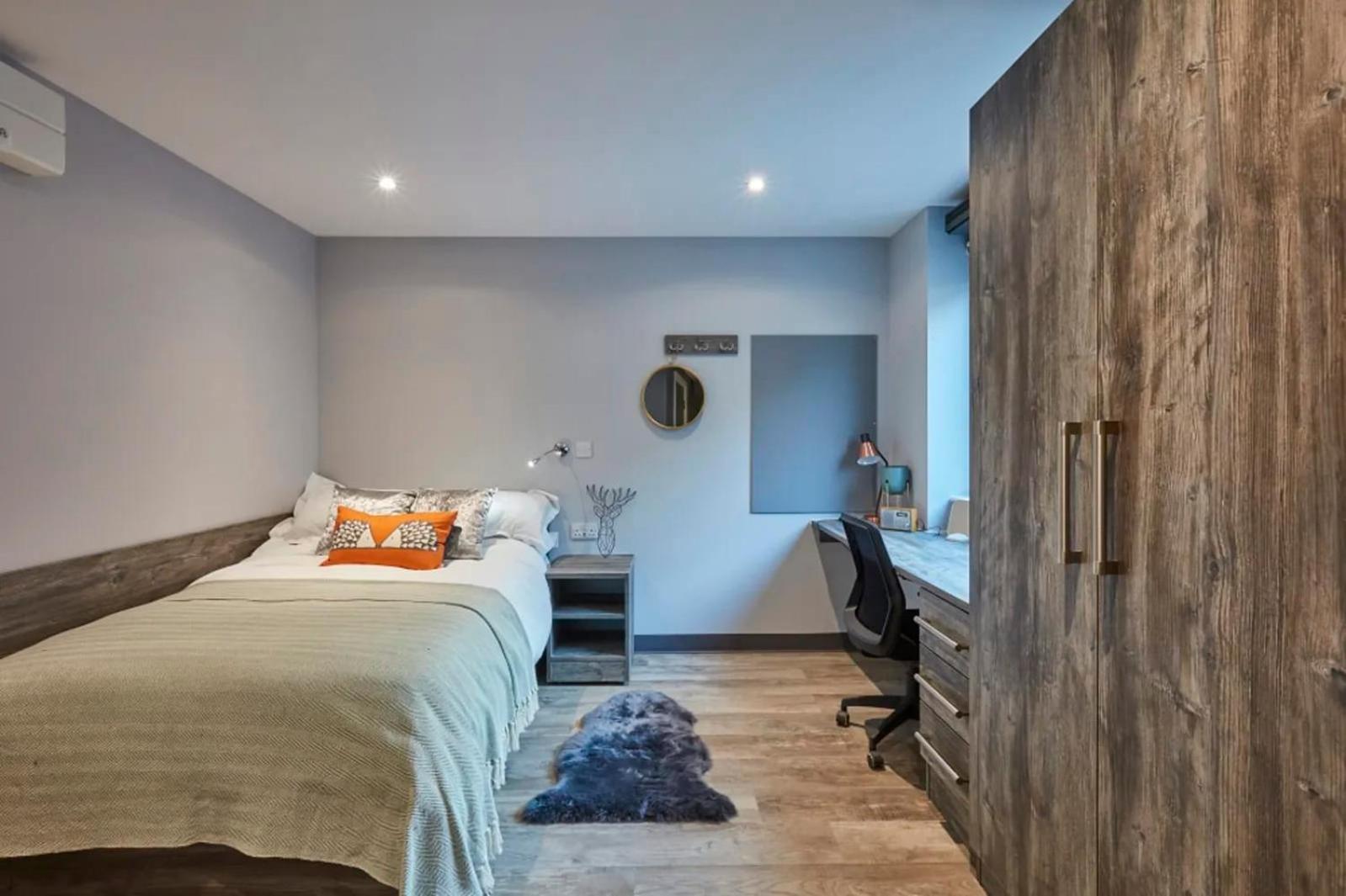 Apartment Crown Place Norwich: Student-focused With Shared Kitchen *
