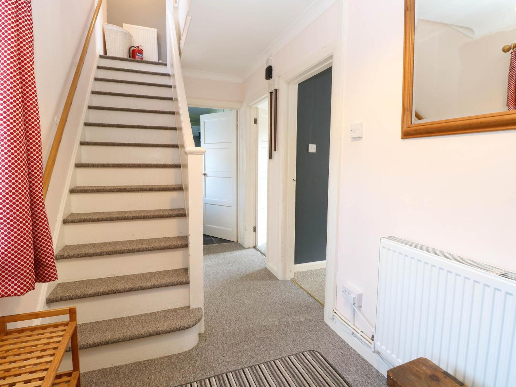 3 Birkbeck Way