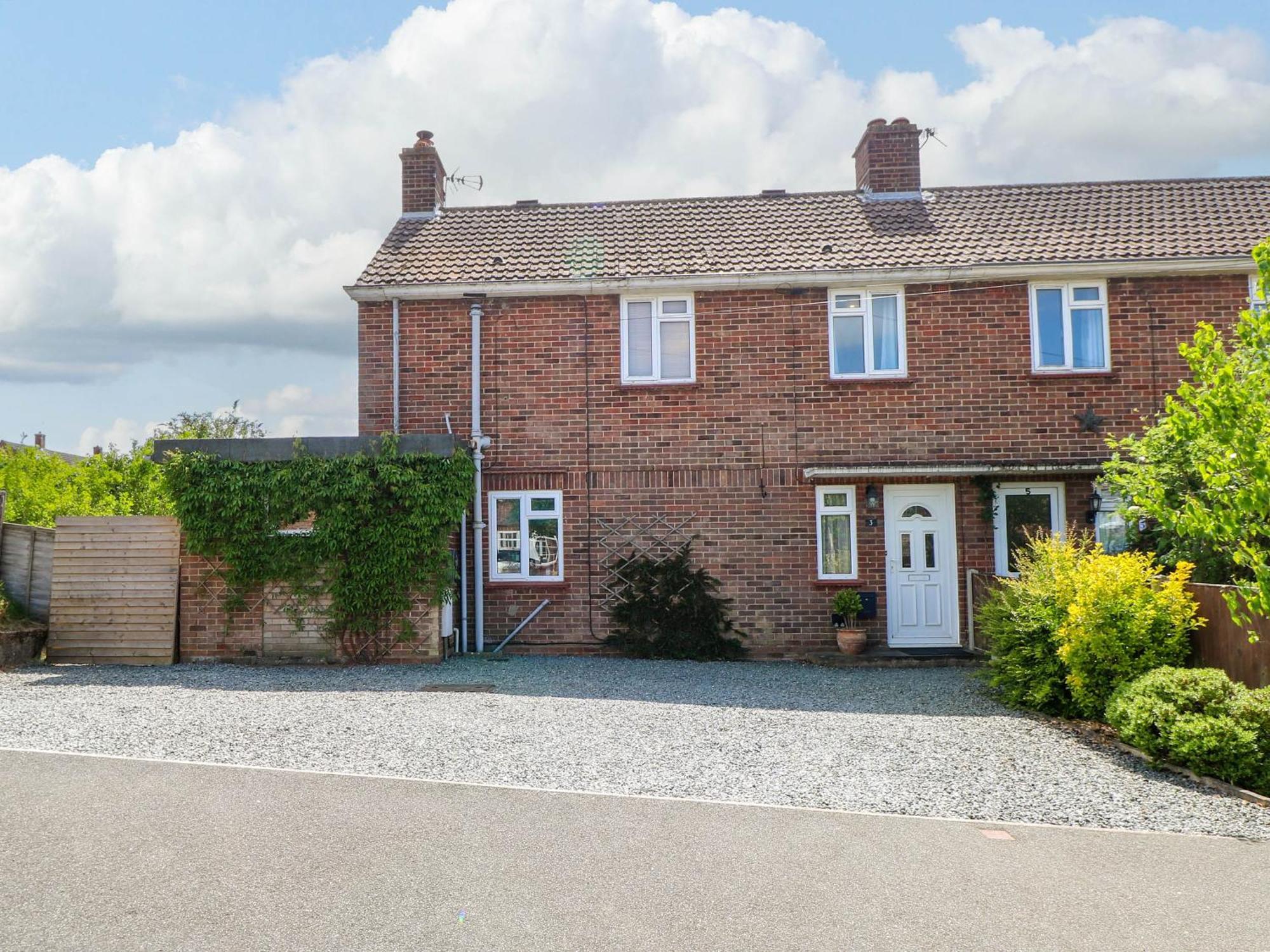 3 Birkbeck Way *