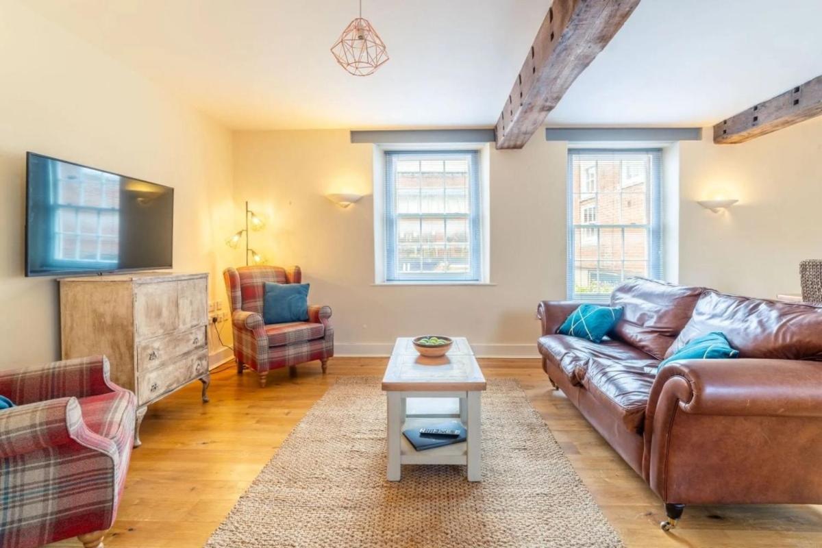 Picture Perfect Location Stunning 2 Bedroom With Parking Apartamento *