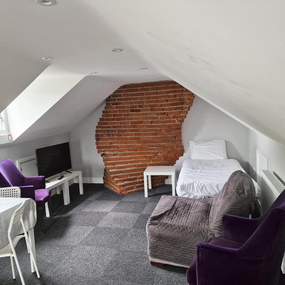 1st Floor Riverview Duplex Flat With Parking Aparthotel