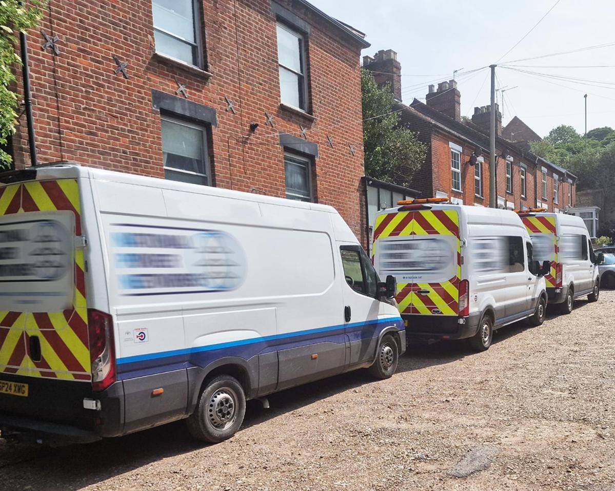 Holiday home Contactors House 4-br 6-beds & Parking For 3 Vans