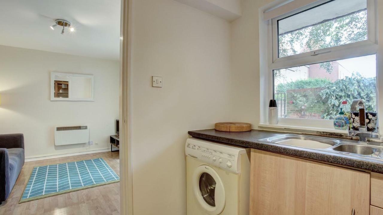 Simple City Centre Flat Near River W/ Free Parking Apartment Norwich