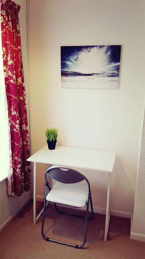 Beautiful Cosy On Quiet Street Close To Centre Casa de férias