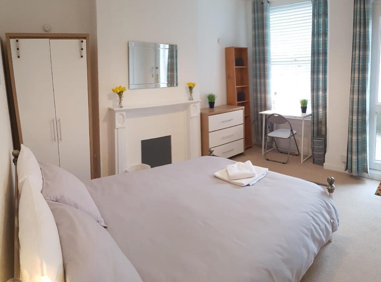 Beautiful Cosy On Quiet Street Close To Centre