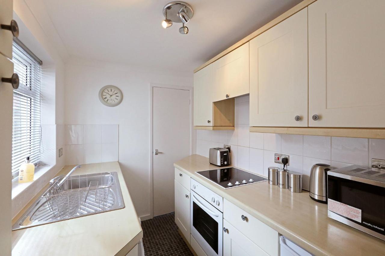 Apartamento 2 Bedroom City Centre House - Cowgate - Guest Homes! NWI