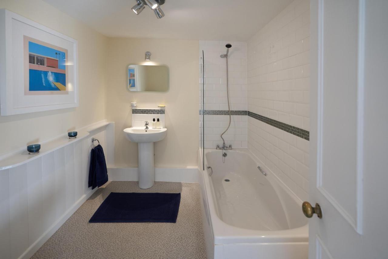 No 88 Upper St Giles - Elegant, Stylish Townhouse *