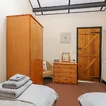 Hitchens Cottage