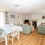 Wallflower Cottage