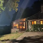 Holly Lodge