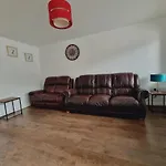 Cosy 3 Bedroom House In A Great Location
