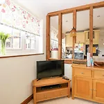 Hunters Lodge