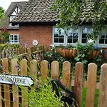 Hunters Lodge