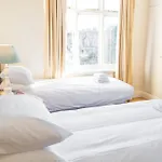 Host & Stay - York Terrace Apartments