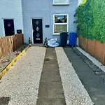 Stylish & Modern 2 Bedroom City Centre Norwich Home