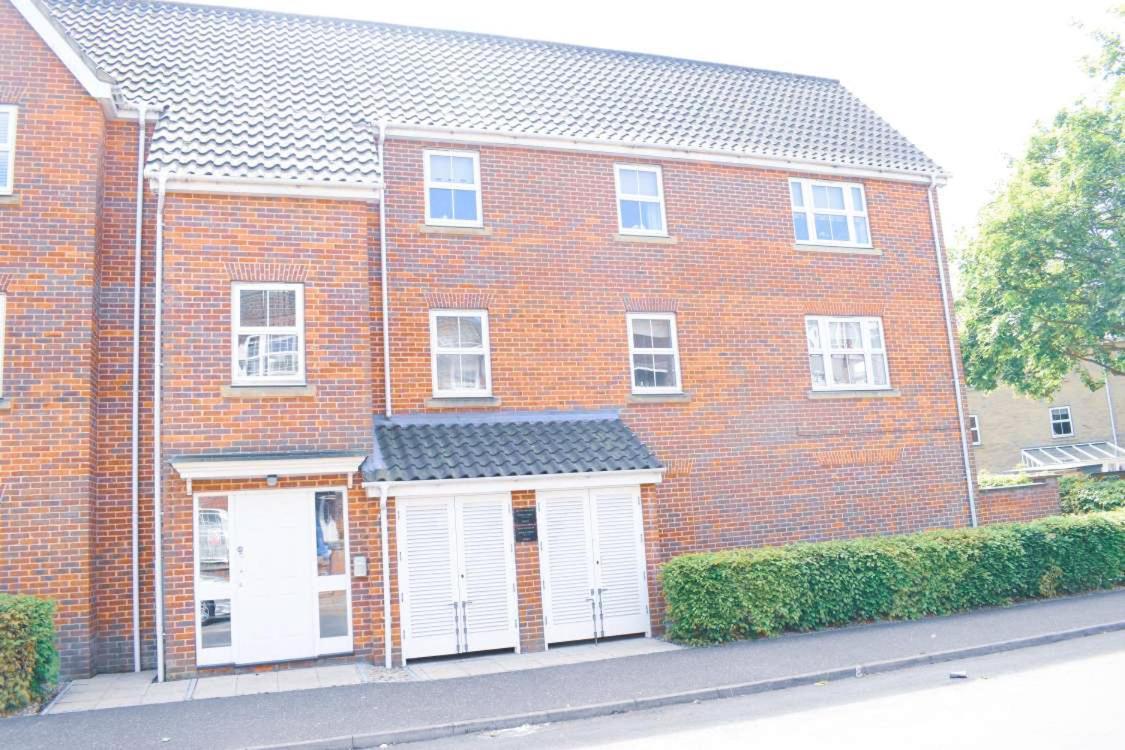 Stylish 2 Bed Apartment, Parking, Great Location Apartment Norwich
