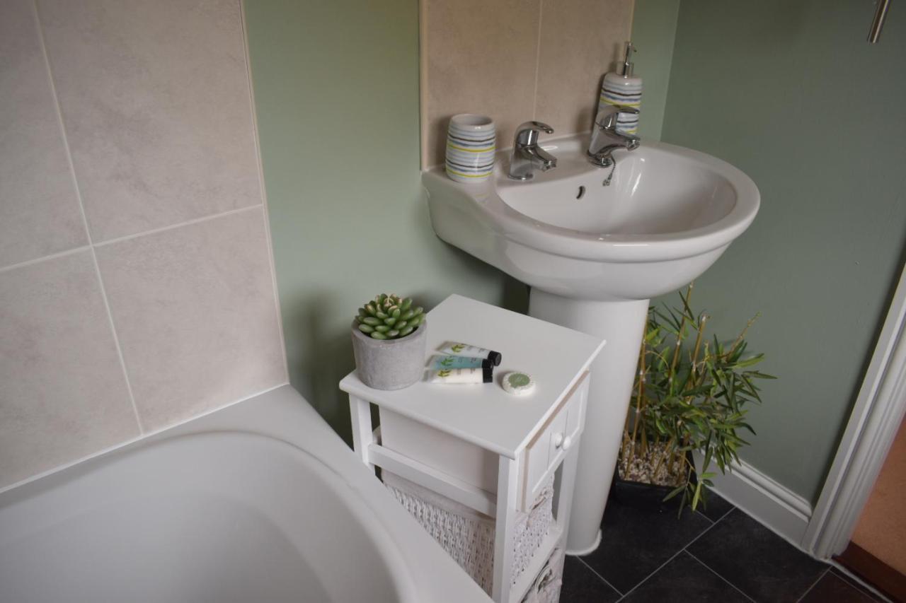 Apartment Stylish 2 Bed Apartment, Parking, Great Location Norwich