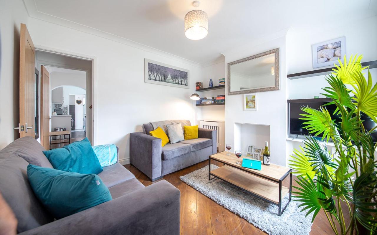 Bright 3 Bedroom Townhouse Near Centre * Norwich