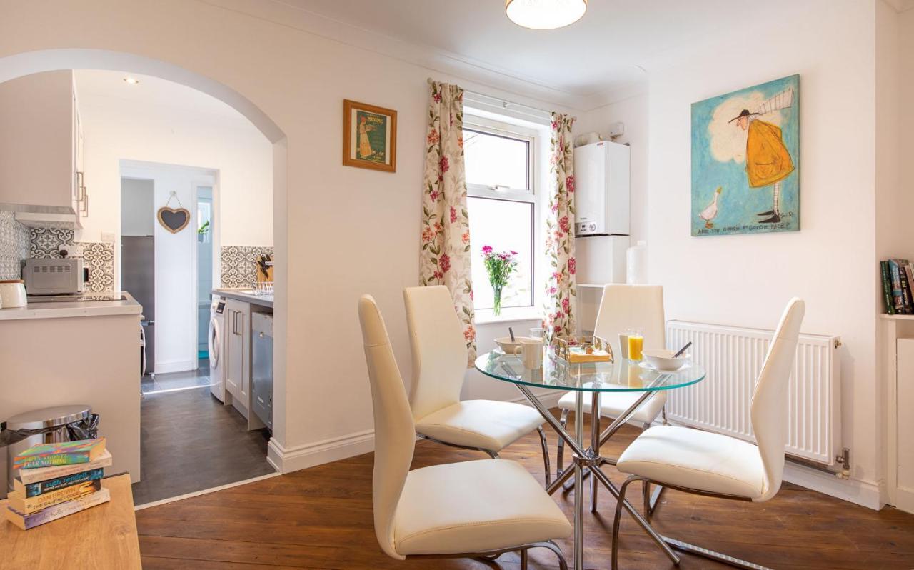 Holiday home Bright 3 Bedroom Townhouse Near Centre