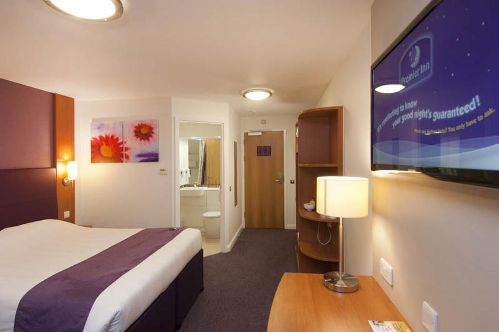 Premier Norwich - Broadlands Park Hotel Thorpe St Andrew