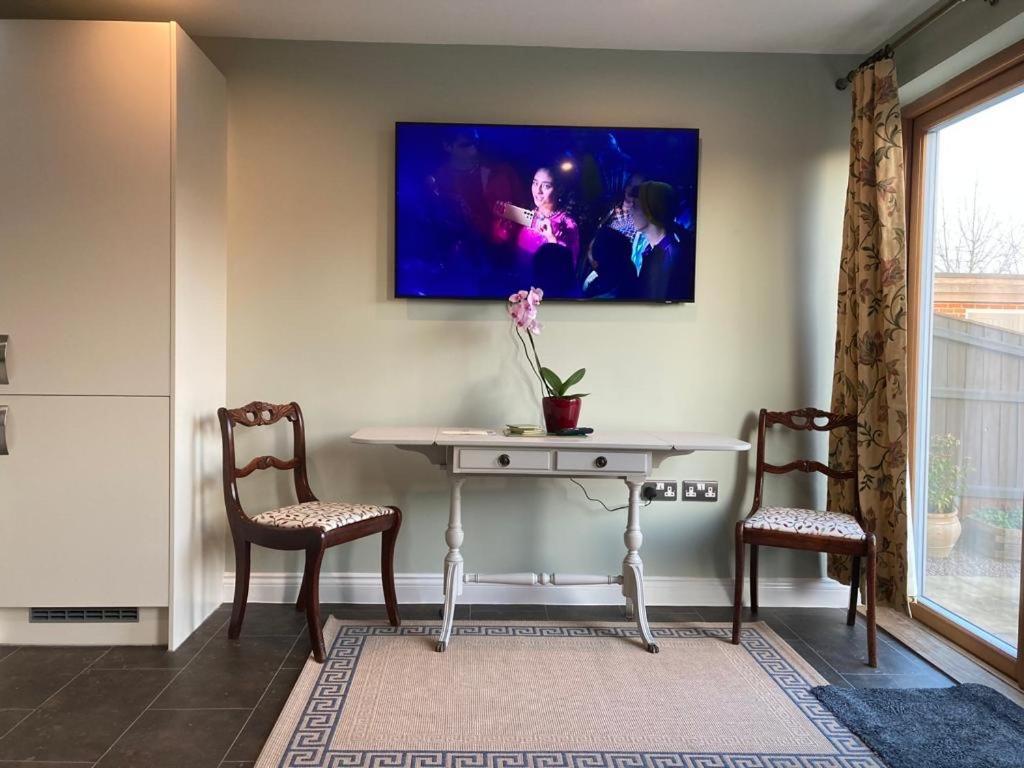 Stylish Retreat In The Of