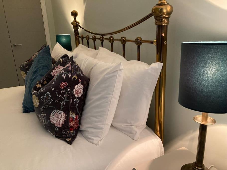 Stylish Retreat In The Of * NWI