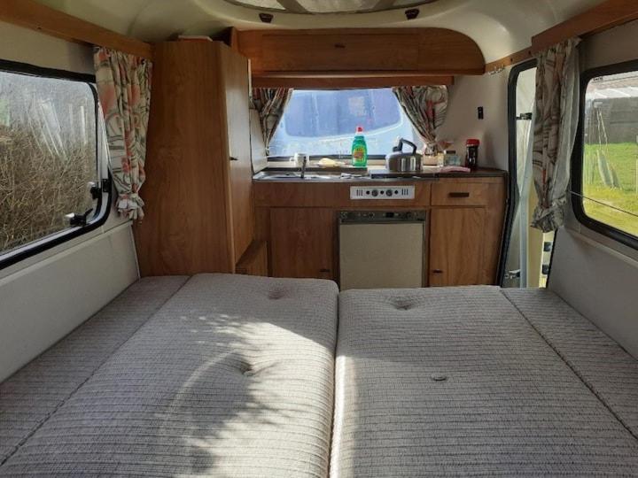 Acampamento Sundial Eriba Caravan *