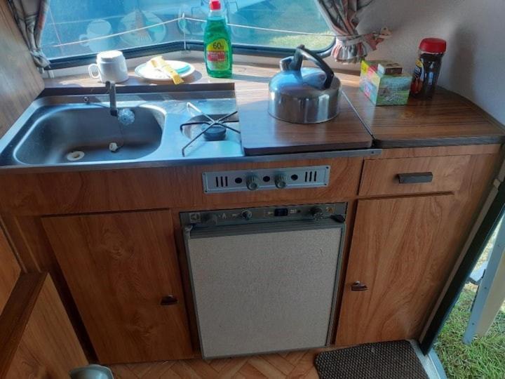 Acampamento Sundial Eriba Caravan