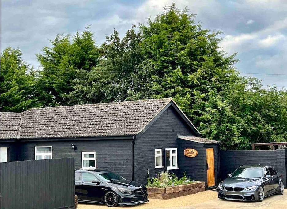 Apartment The Saddle Inn, Snetterton Circuit *