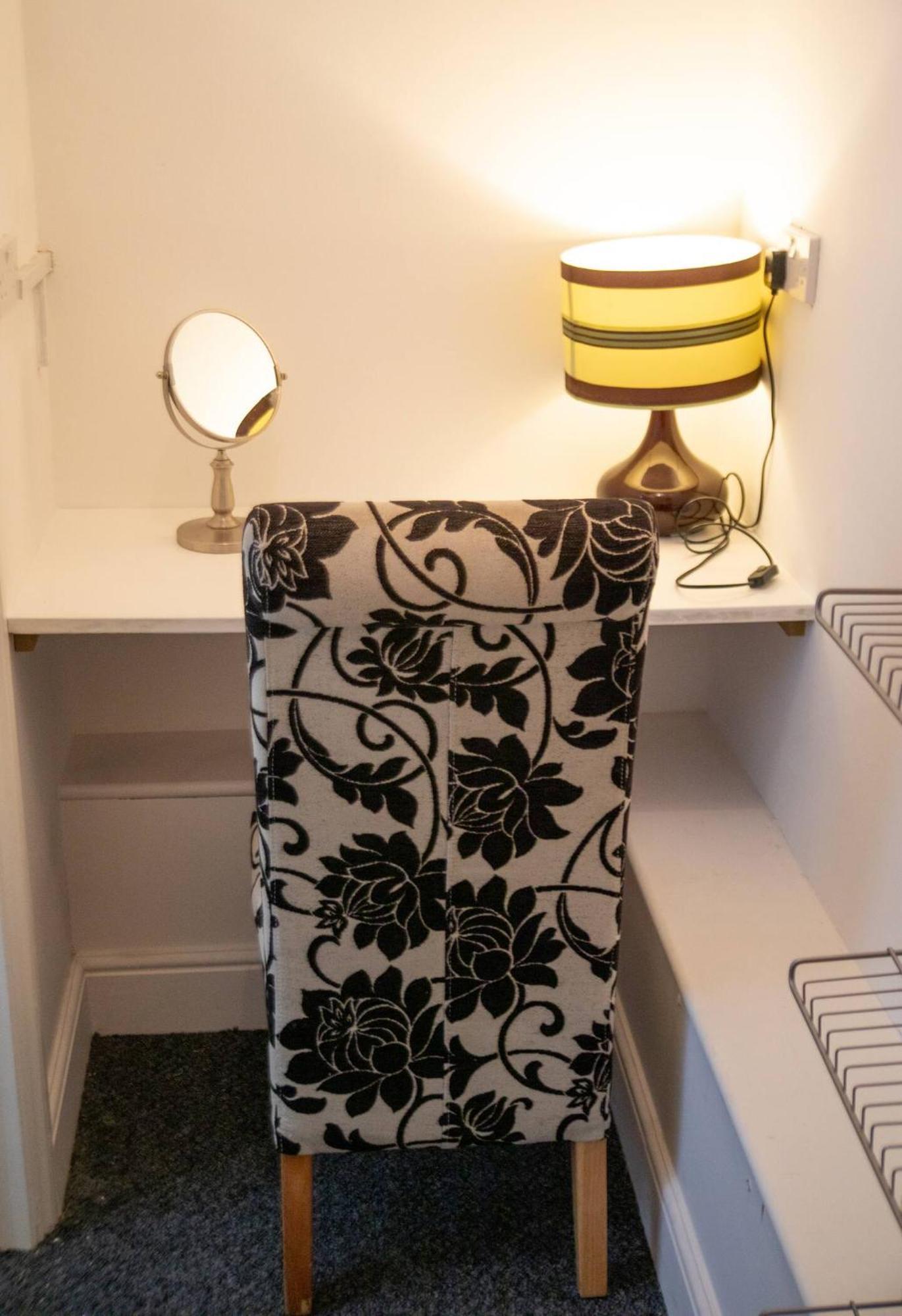 Center Ground Floor Flat With Patio &parking Norwich