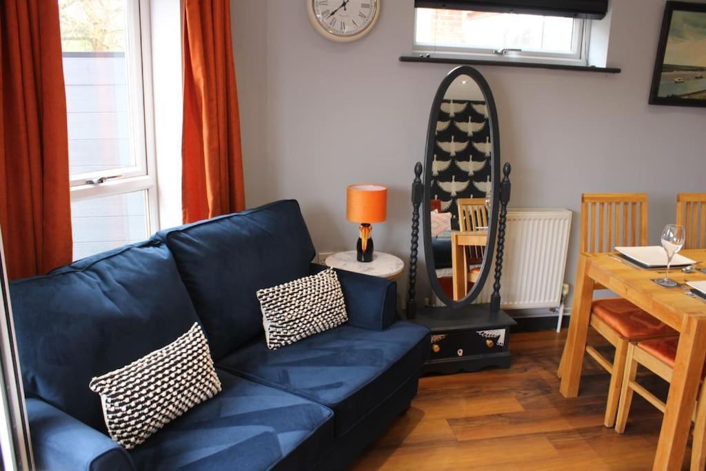 Moonsticks House - Exquisite Property, Sleeps 14 Holiday home Norwich