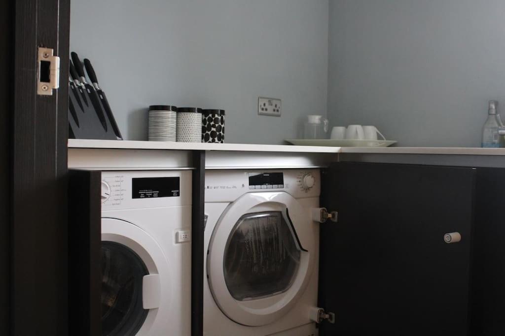 Moonsticks House - Exquisite Property, Sleeps 14 Norwich