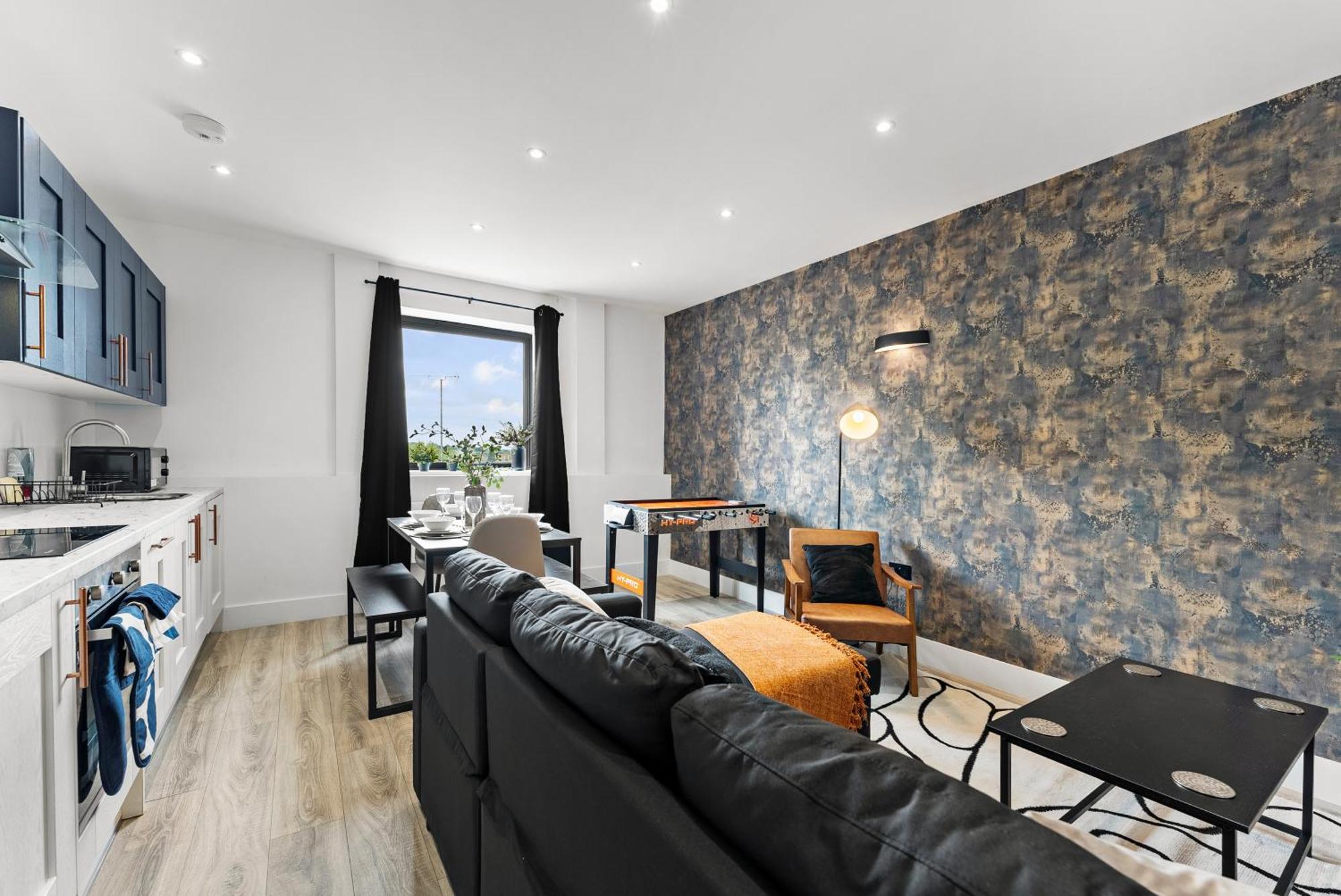 Apartment Charming 2-bedroom Flat In *