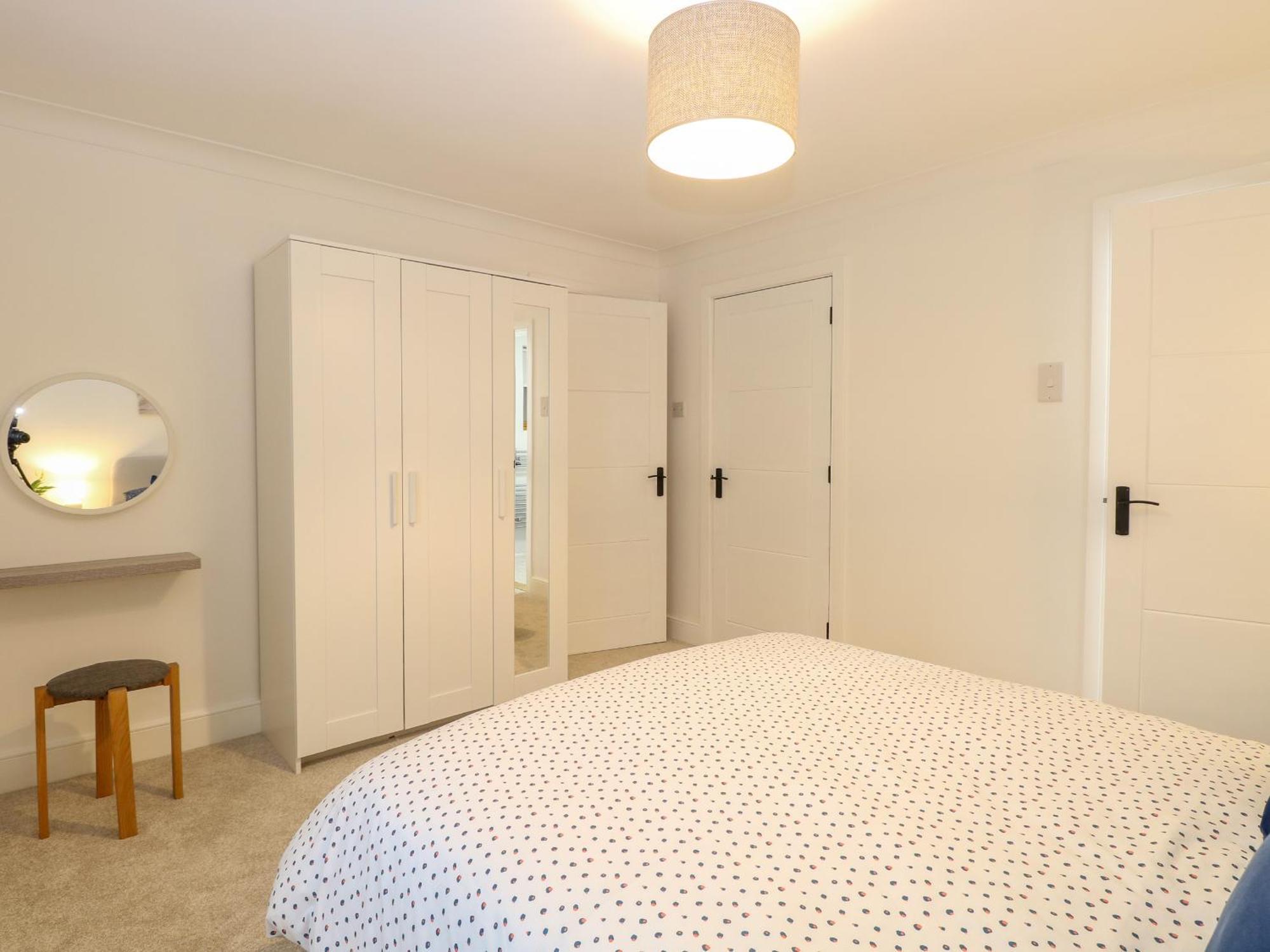 The Annexe At Number 4 *