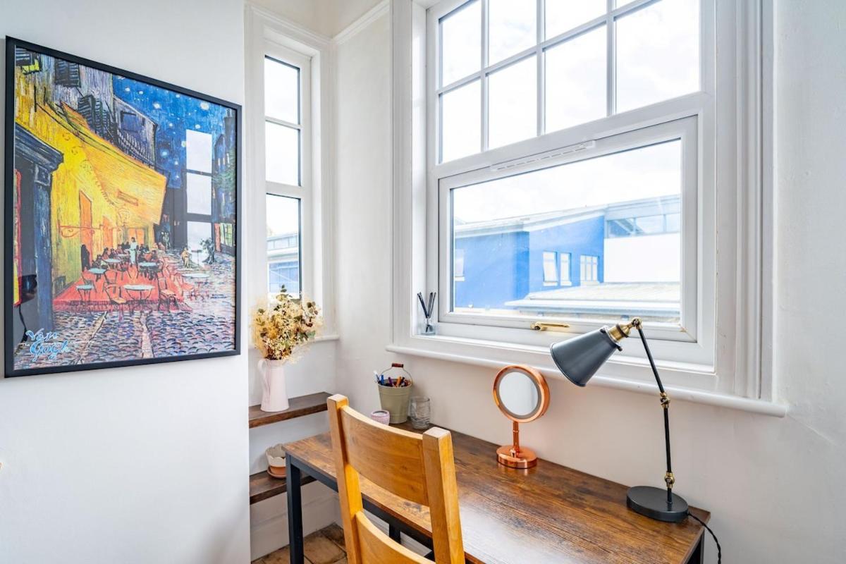 Casa de férias Swift Host - 4 Bedrooms - Beautiful Period - Parking - Garden Norwich
