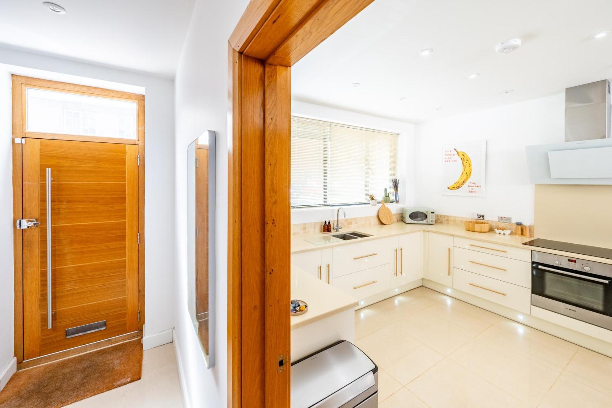 Swift Host - Sleeps Up To 6 - Panoramic Views - City Centre - Parking Norwich