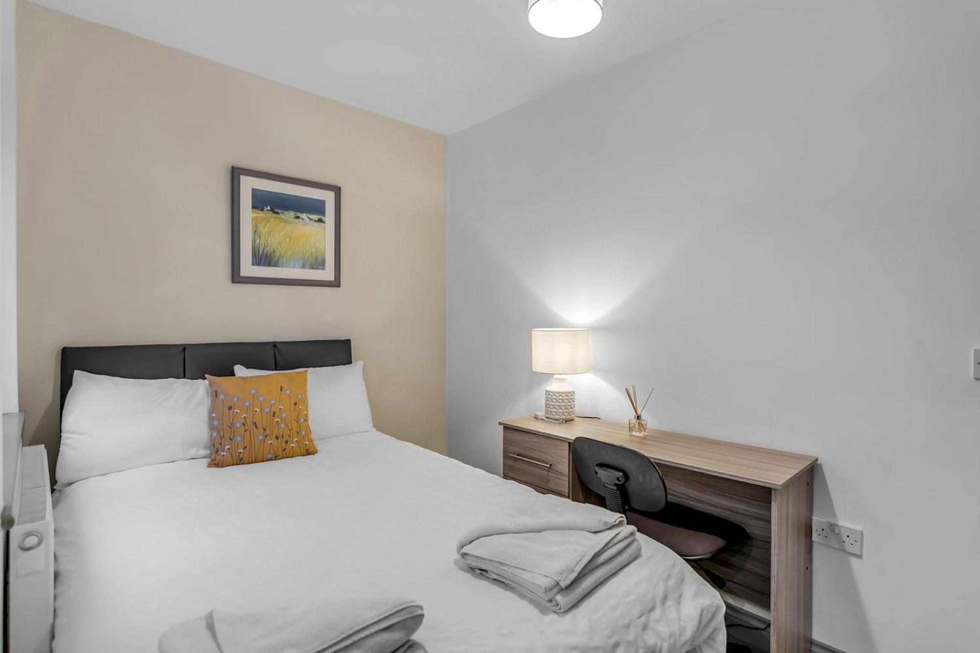 Holiday home 7 Bed House Pitchford Road
